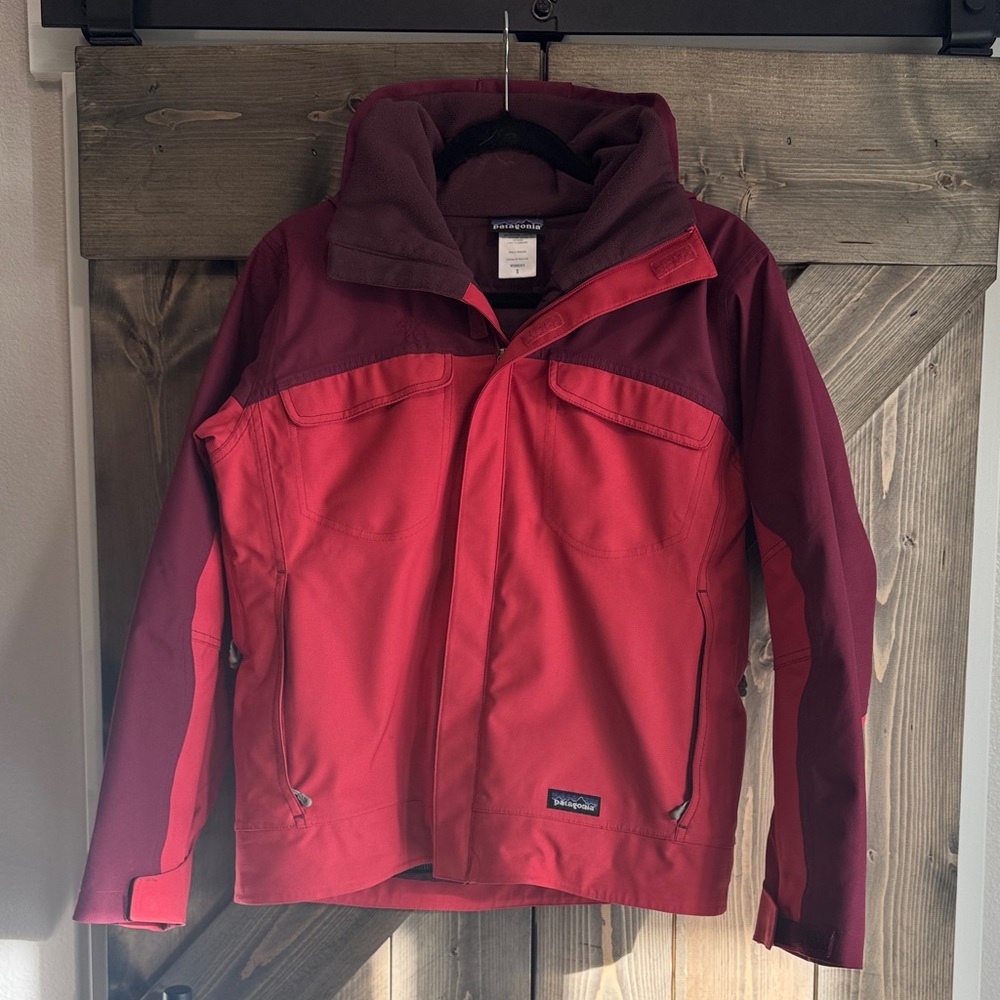 Patagonia Women’s Two-Tone Winter Coat